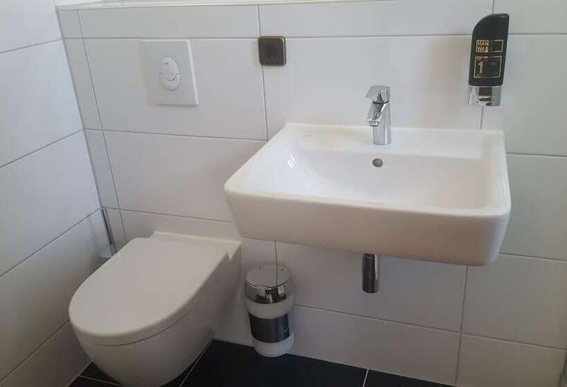 فندق Alt Steinbach