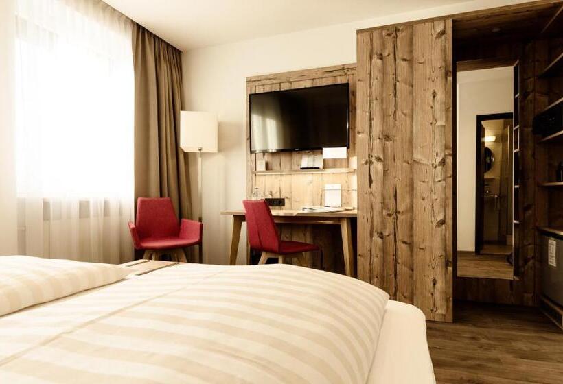 בית מלון כפרי Alter Kranen