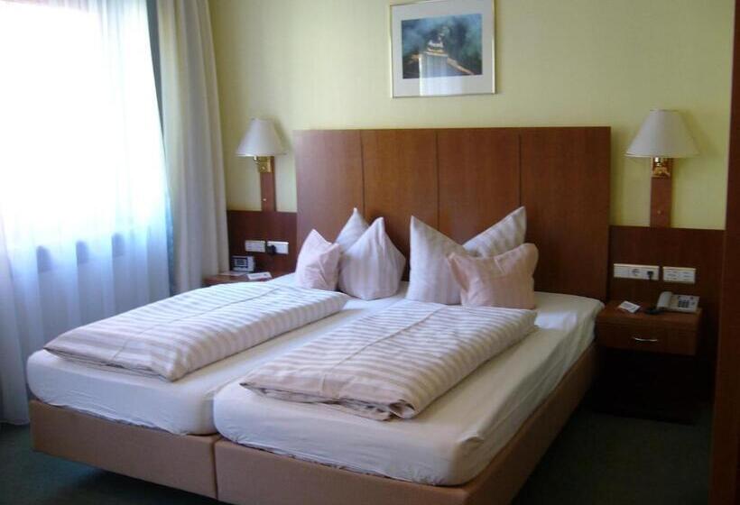 בית מלון כפרי Alter Kranen