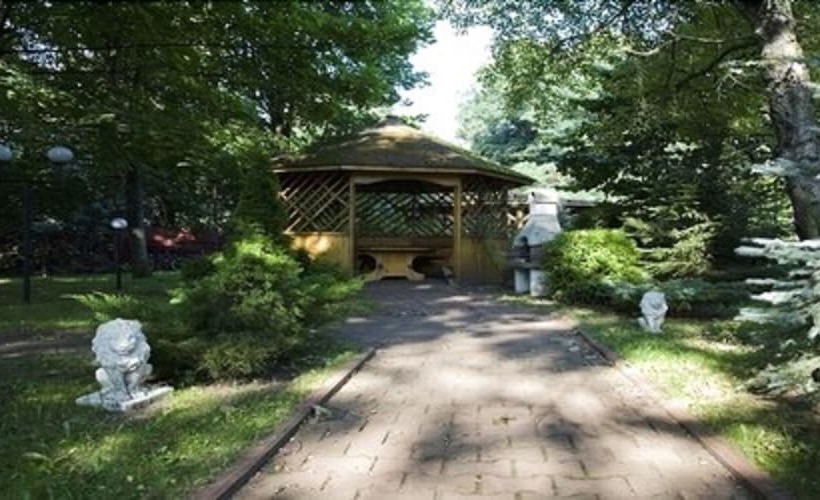 ホテル Ambasador Chojny