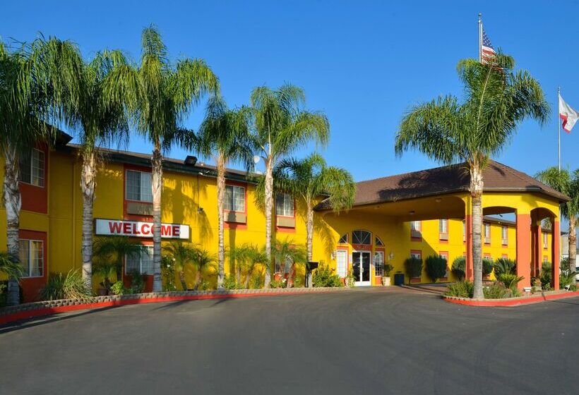 酒店 Americas Best Value Inn & Suites Madera
