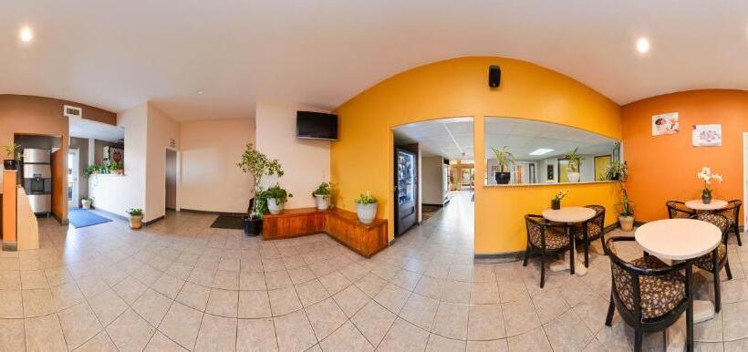 Отель Americas Best Value Inn & Suites Madera