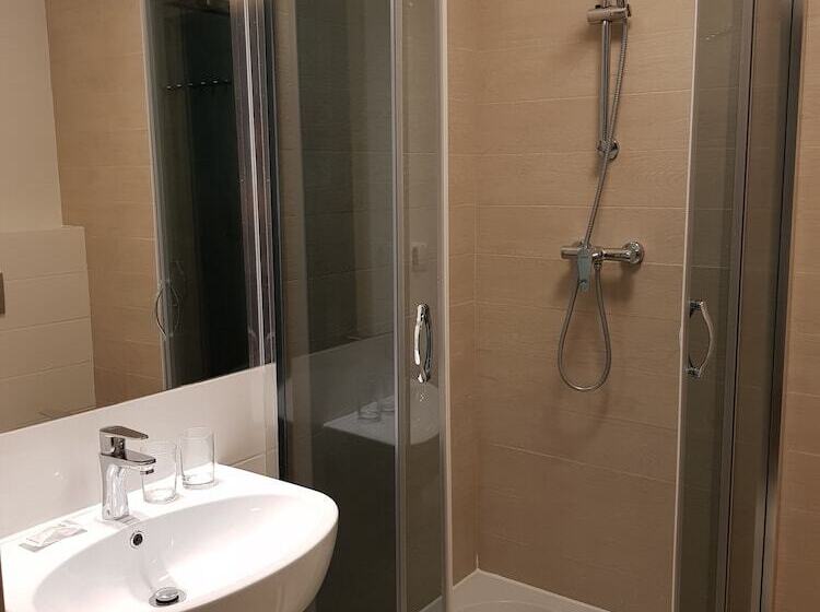 Отель Apartamenty Nad Parsętą Szpitalna 7