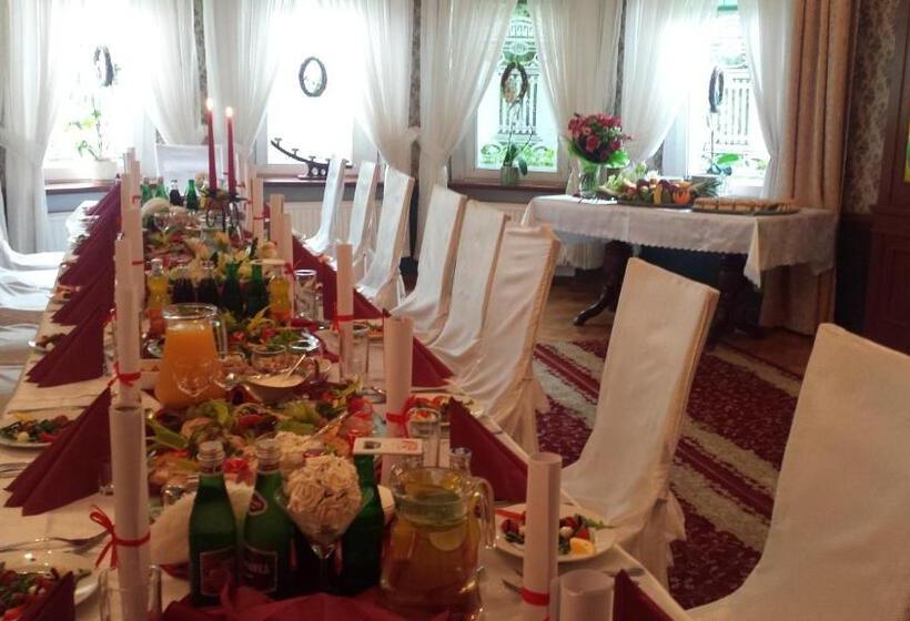 בית מלון כפרי Atena