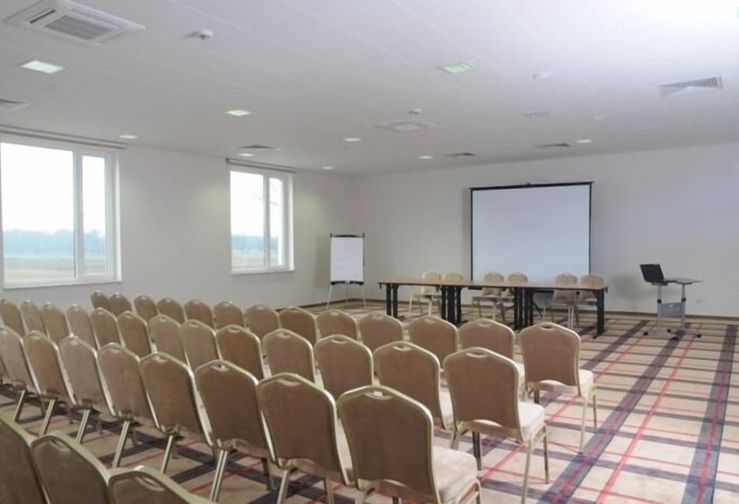 ホテル Austeria Conference & Spa