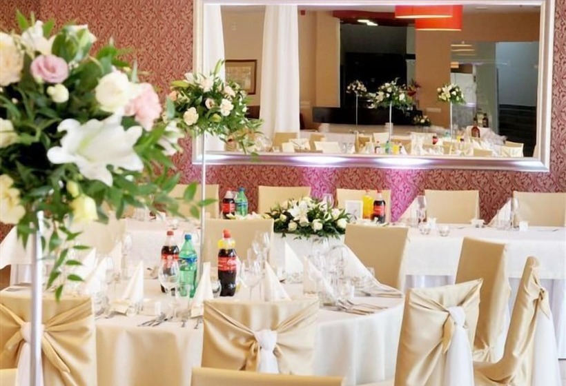 ホテル Austeria Conference & Spa