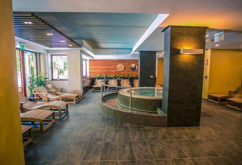 Bassiana Hotel Es Etterem