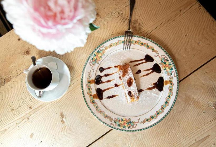 בית מלון כפרי Belvedere Dolomites Flower