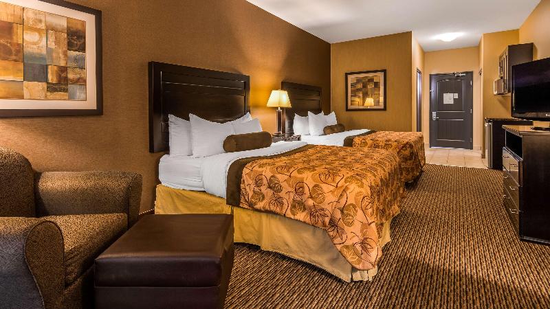 فندق Best Western Plus Estevan Inn & Suites
