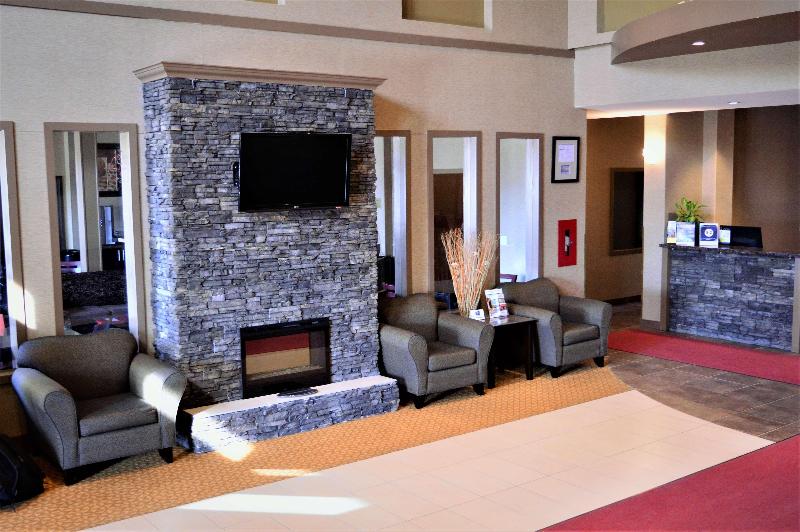 فندق Best Western Plus Estevan Inn & Suites