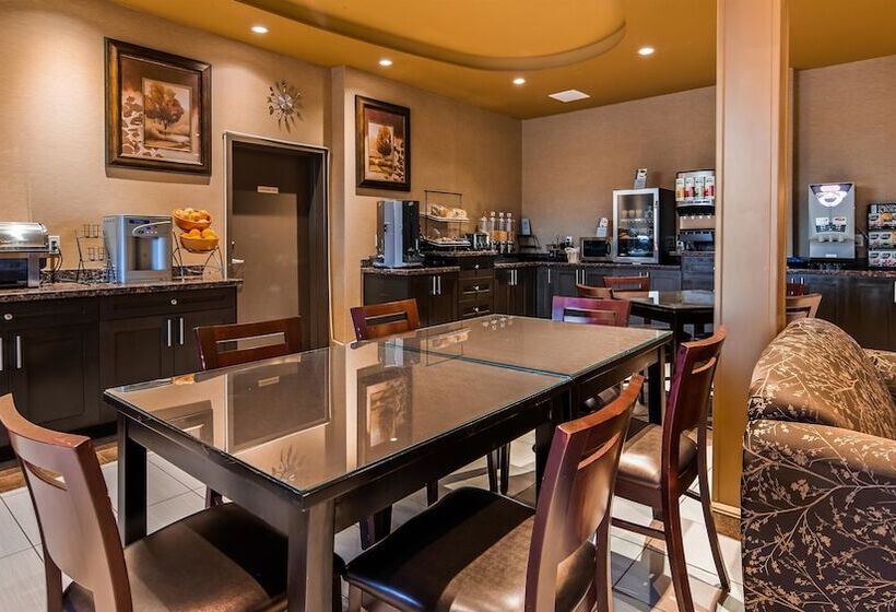 فندق Best Western Plus Estevan Inn & Suites