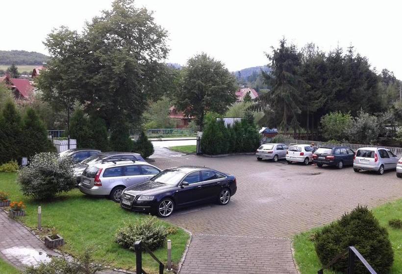 فندق Bialy Dworek