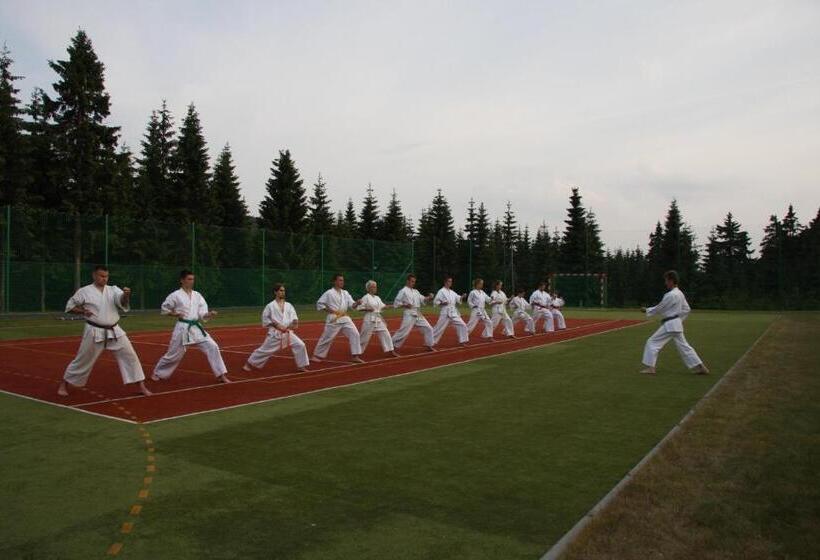 هتل Biathlon Sport & Spa