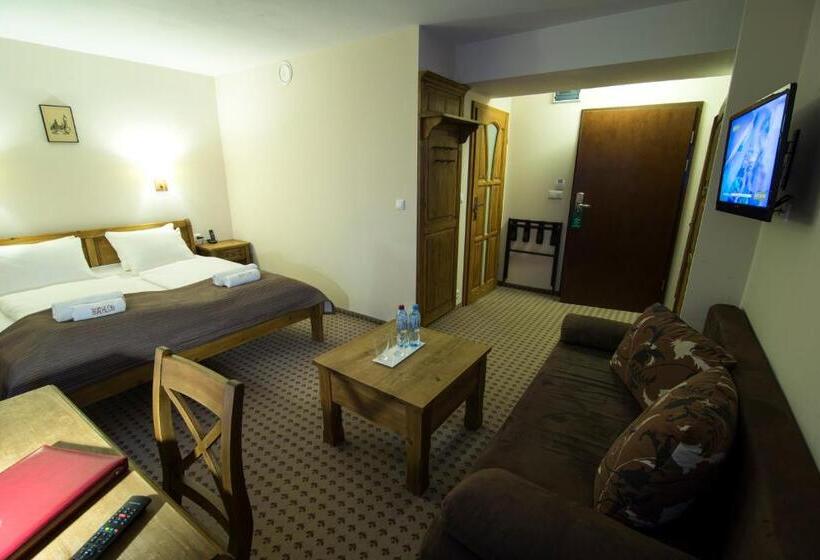 Отель Biathlon Sport & Spa