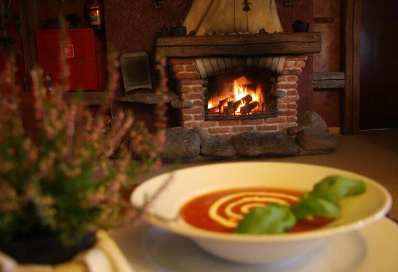 Отель Biathlon Sport & Spa