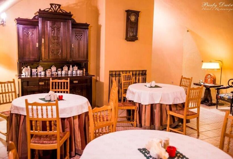 فندق Biały Dwór