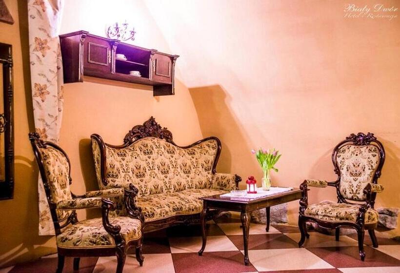 فندق Biały Dwór