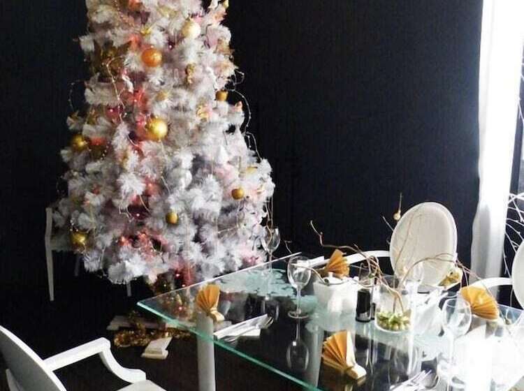 酒店 Black & White