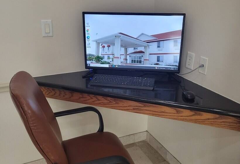 فندق Budget Host Inn And Suites Cameron