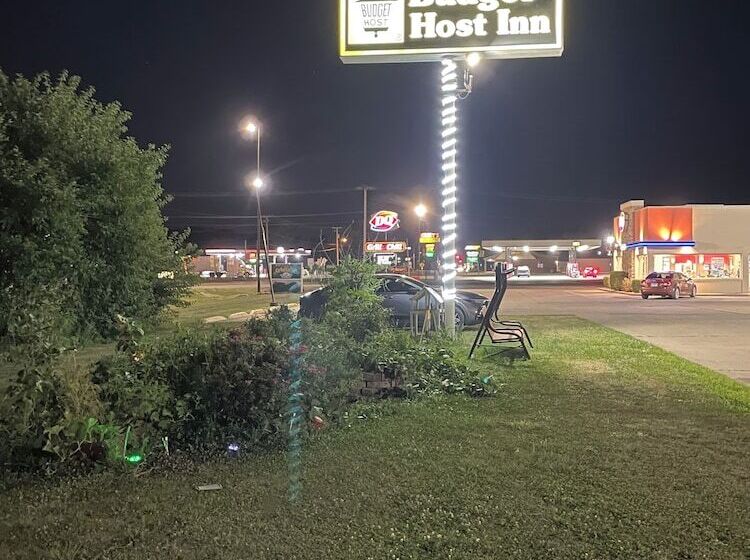 酒店 Budget Host Inn