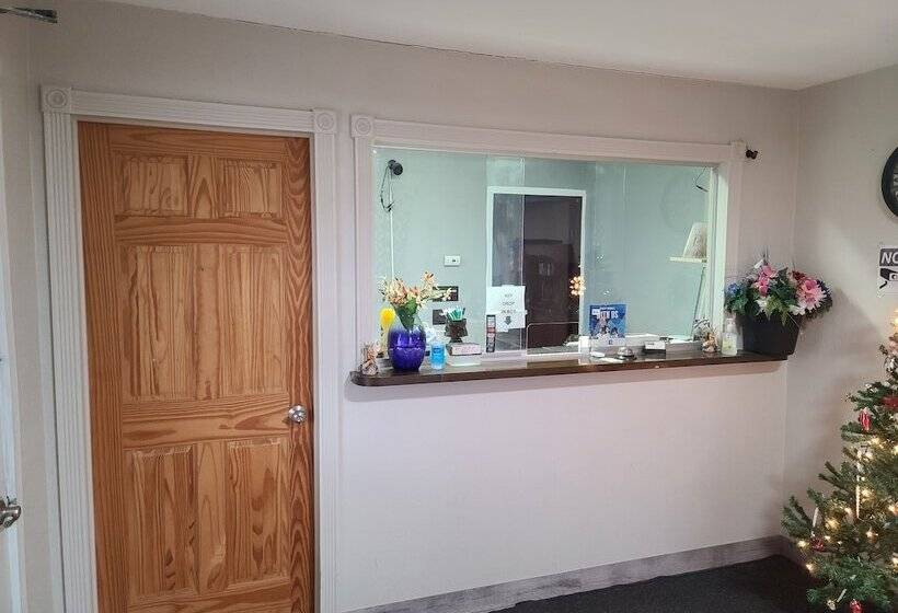 בית מלון כפרי Budget Host Inn