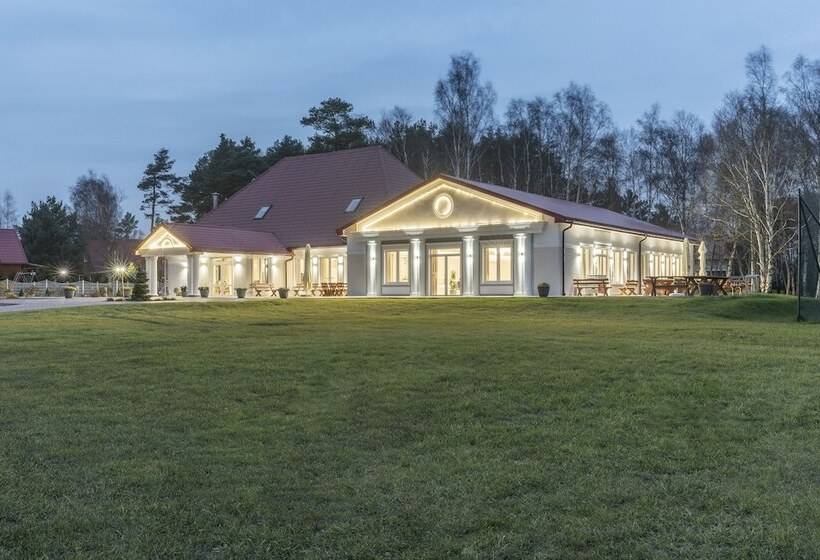 ホテル Bursztyn   Bernstein Spa & Wellness