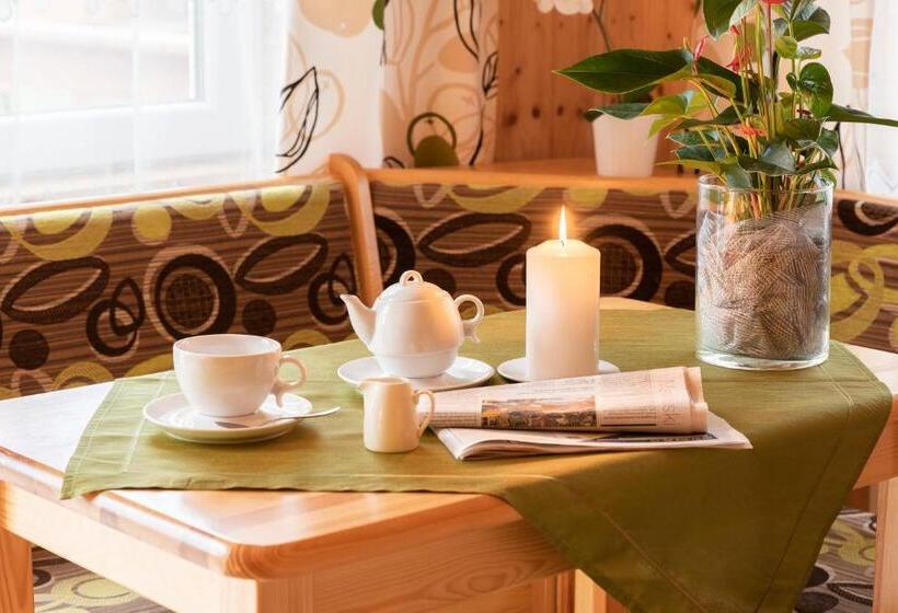 בית מלון כפרי Bursztyn   Bernstein Spa & Wellness