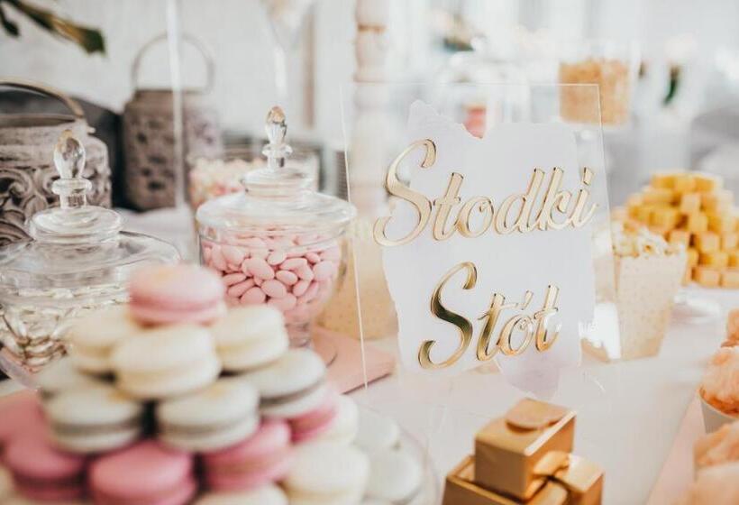 ホテル Bursztyn   Bernstein Spa & Wellness