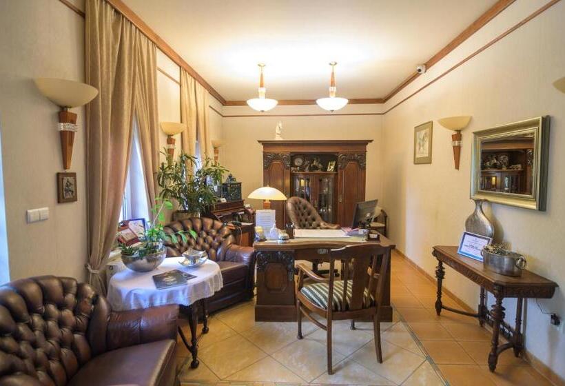 Отель Centrum Ulan Spa