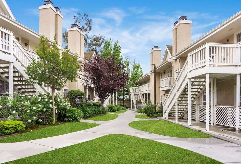 Chase Suite Hotel Newark Fremont