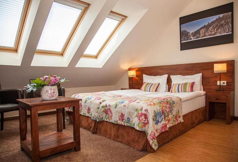 Отель Chochołowy Dwór