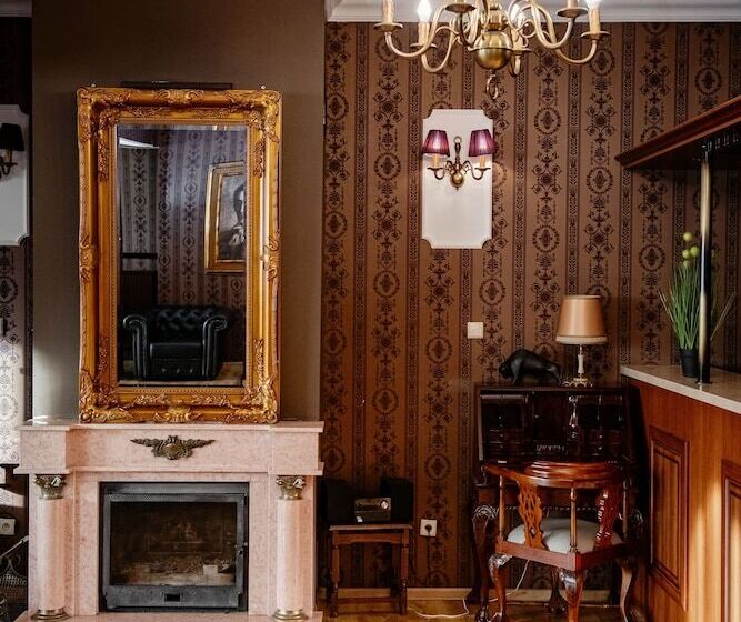 בית מלון כפרי Chopin Business&spa