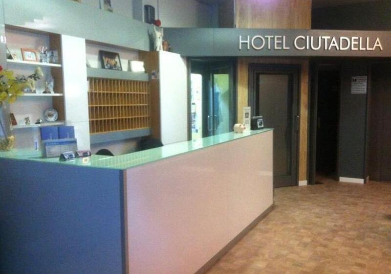Отель Ciutadella