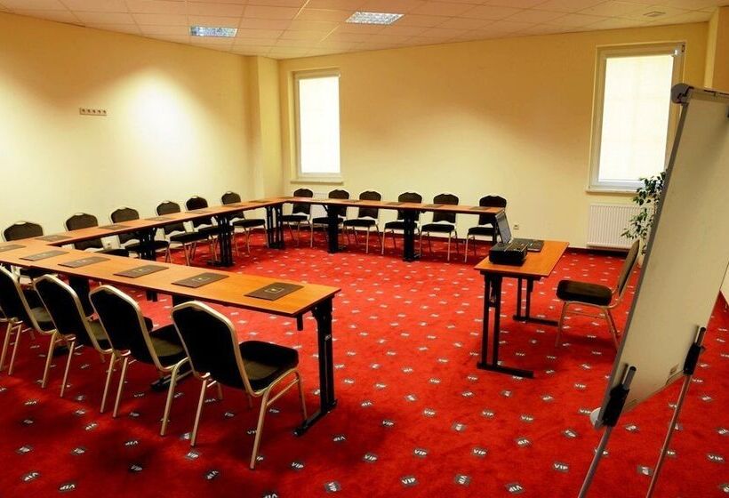 فندق Czardasz Spa & Wellness