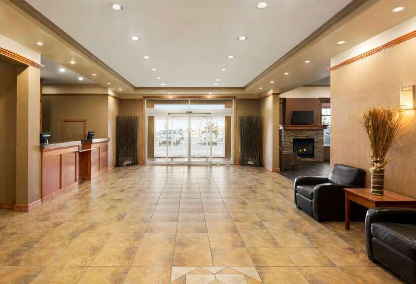 فندق Days Inn & Suites By Wyndham Edmonton Airport