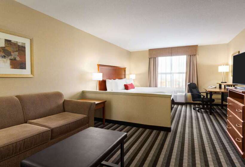 فندق Days Inn & Suites By Wyndham Edmonton Airport
