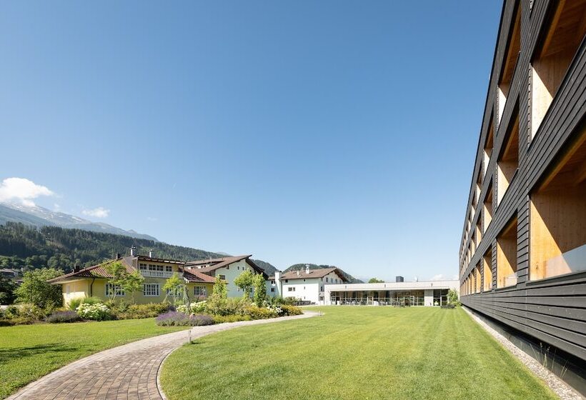 Отель Der Reschenhof