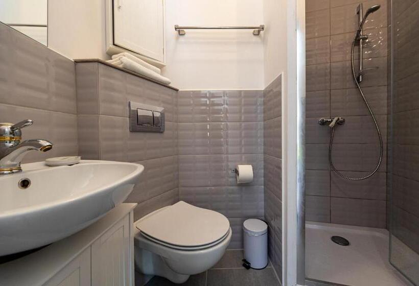 هتل Dom Atalia Wynajem Pokoi