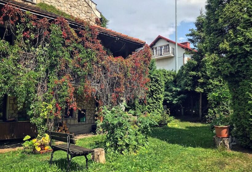 فندق Dworek Adamski