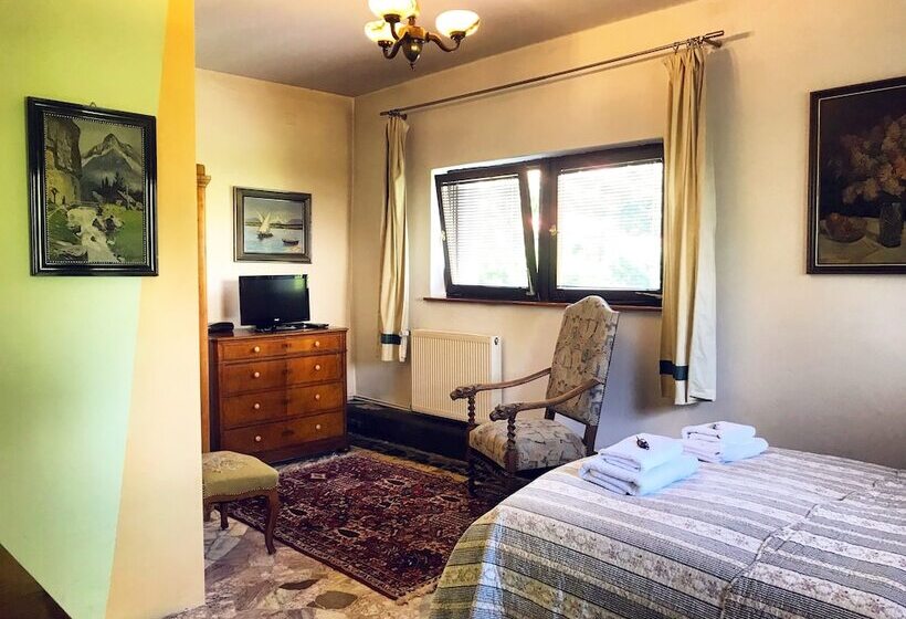 فندق Dworek Adamski