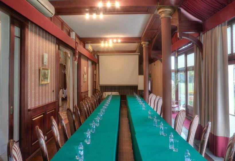 ホテル Dworek Hetmanski