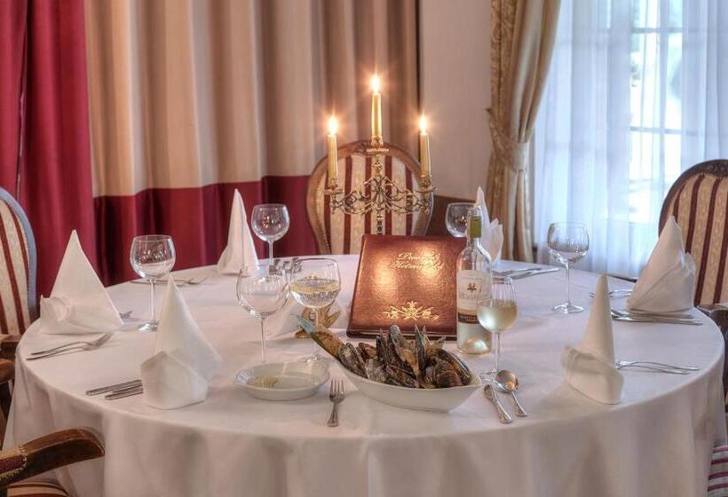 酒店 Dworek Hetmanski