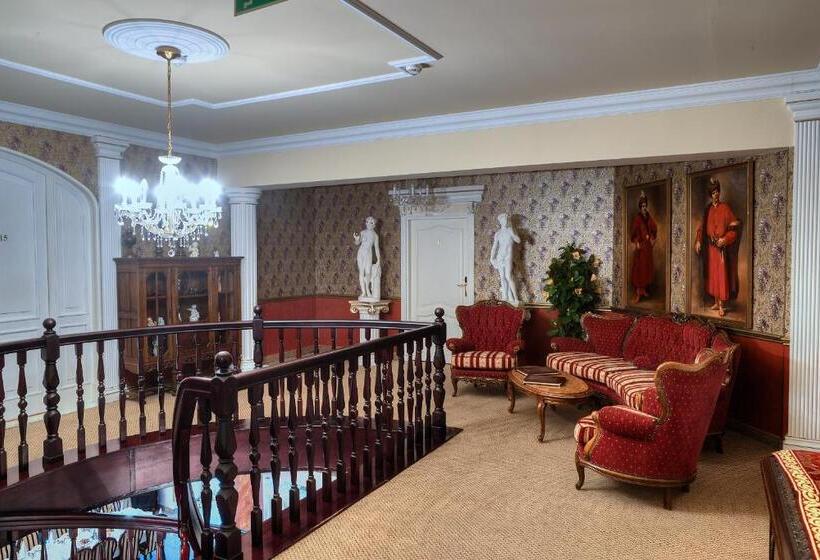 ホテル Dworek Hetmanski