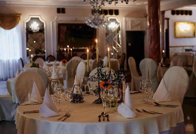 ホテル Dworek Hetmanski