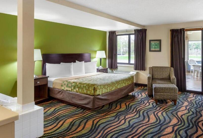 فندق Econo Lodge Inn & Suites