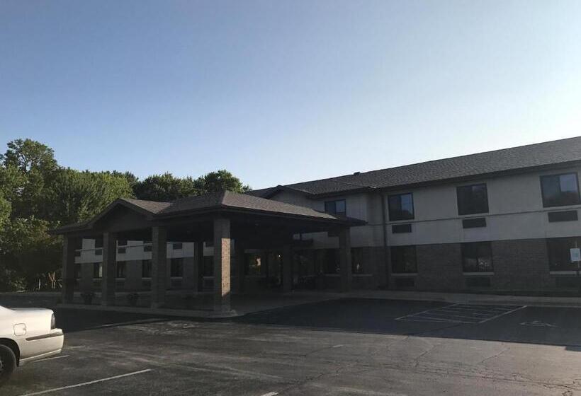 فندق Econo Lodge Inn & Suites