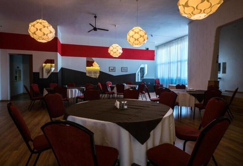 בית מלון כפרי Europa