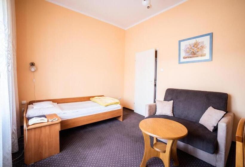 בית מלון כפרי Europa