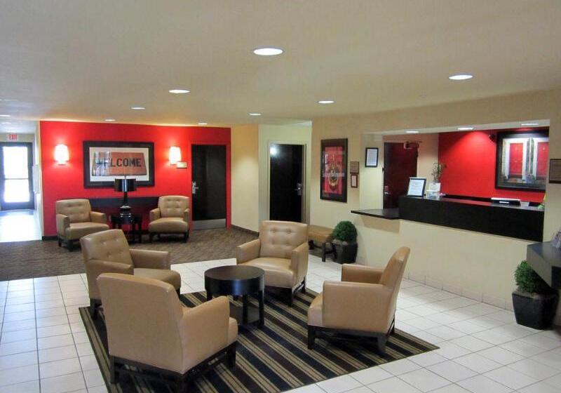 בית מלון כפרי Extended Stay America Suites  Orange County  Katella Ave