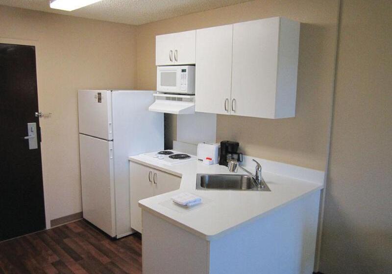 فندق Extended Stay America Suites  Orange County  Katella Ave